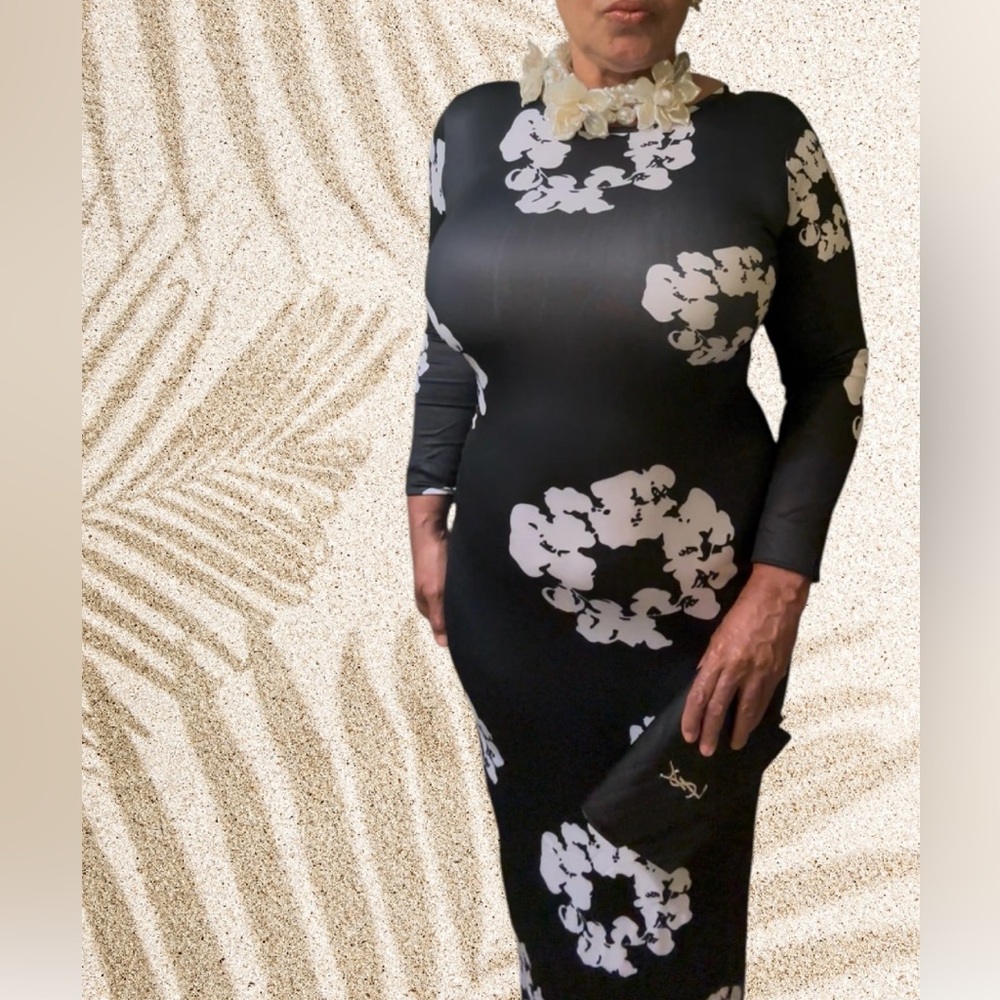 Chic Black and White Floral Long Sleeve Dress